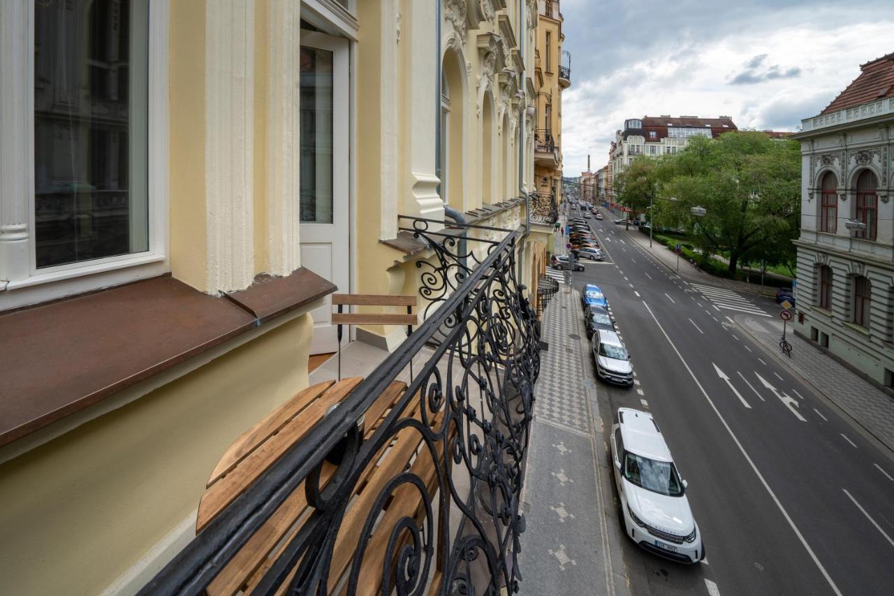 Zborovska Aparthotel